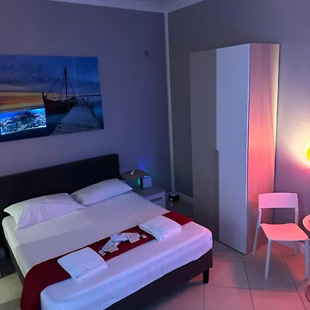 Mn Place Bed and Breakfast 4*