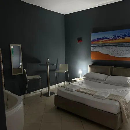 Mn Place Bed and Breakfast 4*