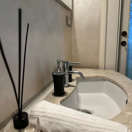 Mn Place Bed & Breakfast 4*